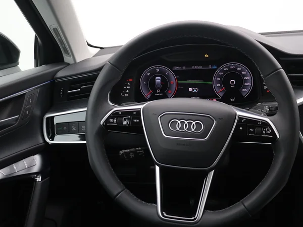 AUDI A6 Avant (2025) — foto 3 van 24