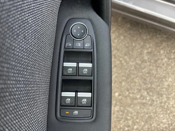 RENAULT Symbioz E-Tech (HEV) (2025) — foto 19 van 28