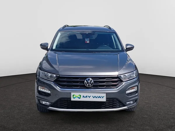 VOLKSWAGEN T-Roc (2021) — foto 12 van 18
