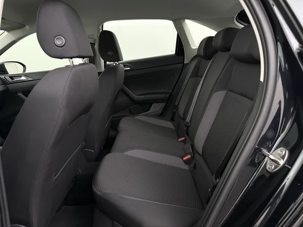 VOLKSWAGEN Taigo (2024) — foto 5 van 27
