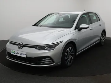 VOLKSWAGEN Golf VIII eHybrid (PHEV) (2022)