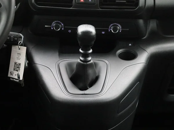 Opel Combo Life (2022) — foto 4 van 35