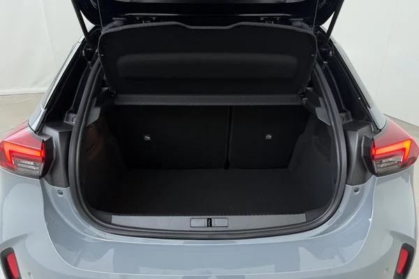 Opel Corsa (2025) — foto 12 van 16