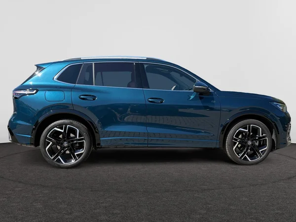 VOLKSWAGEN Tiguan (2026) — foto 21 van 24