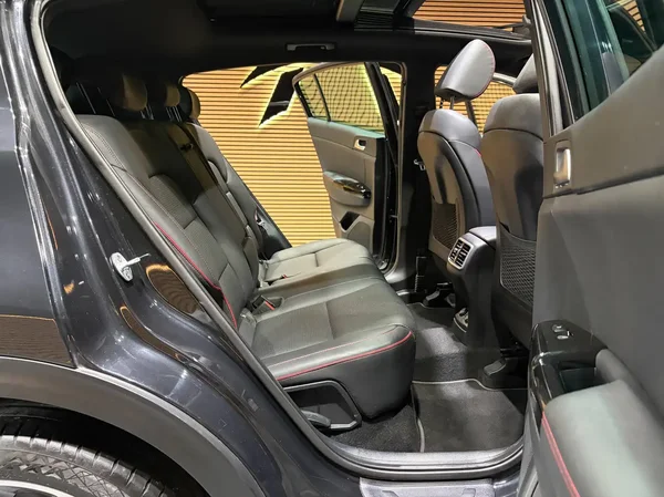 Kia Sportage (2019) — foto 16 van 28