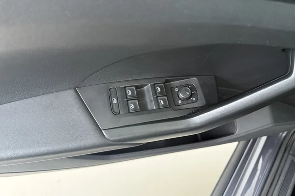 Volkswagen T-Cross (2023) — foto 7 van 18