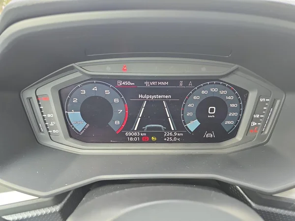 AUDI A1 Sportback (2022) — foto 16 van 18
