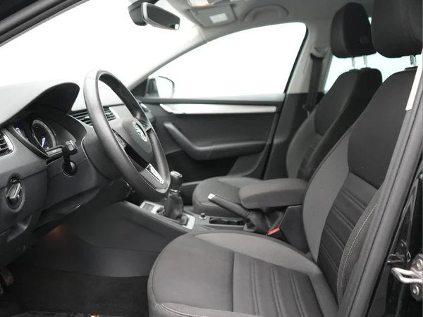 SKODA Octavia Combi (2020) — foto 37 van 38