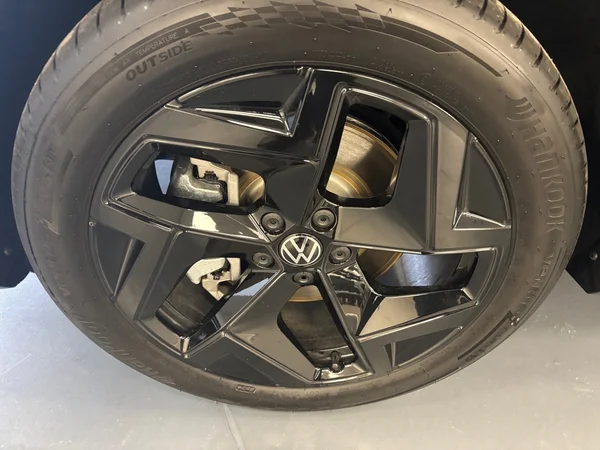 VOLKSWAGEN Tayron (2026) — foto 9 van 24