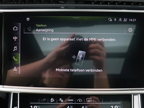 AUDI Q8 (2024) — foto 11 van 33