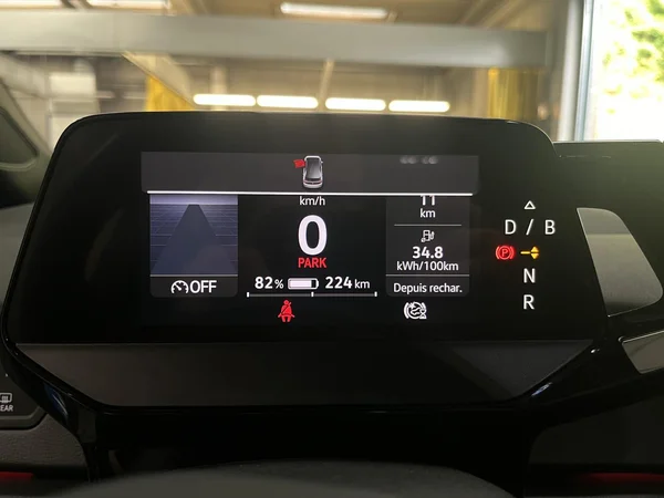 VOLKSWAGEN ID.3 (2023) — foto 18 van 22