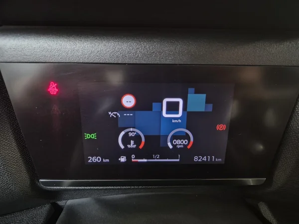 Citroën C4 (2022) — foto 5 van 17