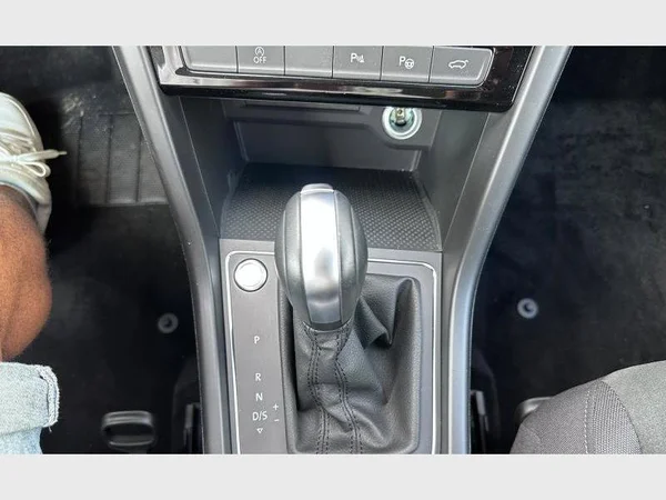 Volkswagen Touran (2024) — foto 14 van 28