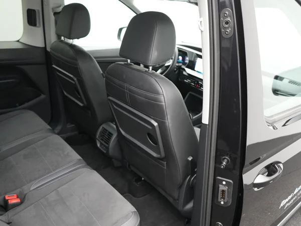 VOLKSWAGEN Caddy Maxi eHybrid (PHEV) (2026) — foto 6 van 31