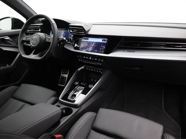 AUDI A3 Sportback (2025) — foto 15 van 21
