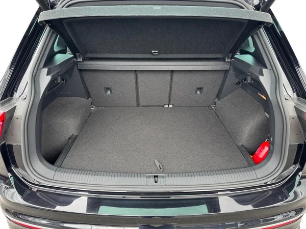 VOLKSWAGEN Tiguan (2021) — foto 21 van 24
