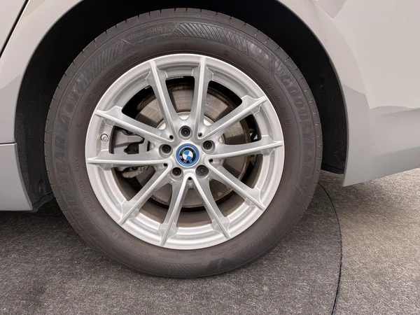 BMW 520 (2022) — foto 7 van 29