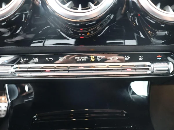 Mercedes-Benz A-Klasse (2025) — foto 5 van 38