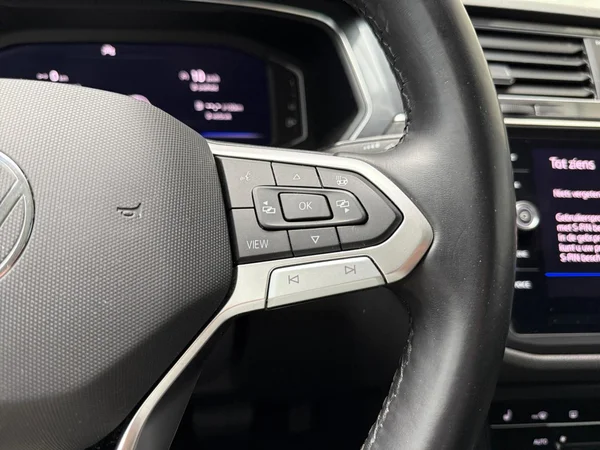 VOLKSWAGEN Tiguan Allspace (2023) — foto 5 van 19