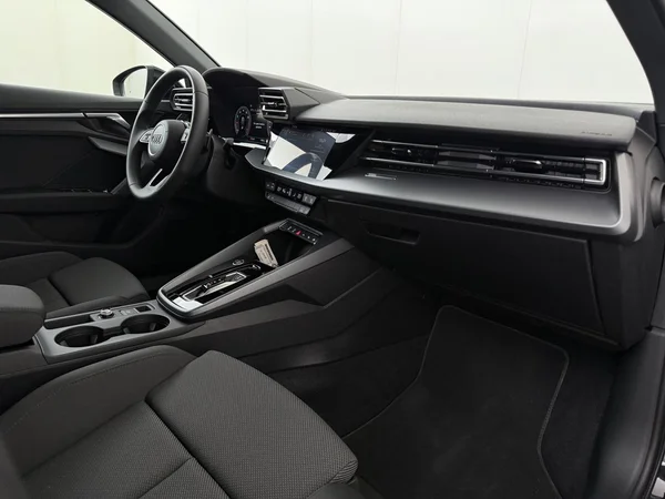 AUDI A3 Sportback (2025) — foto 10 van 18