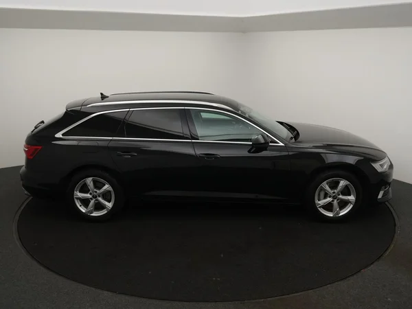 AUDI A6 Avant PHEV (2025) — foto 26 van 28