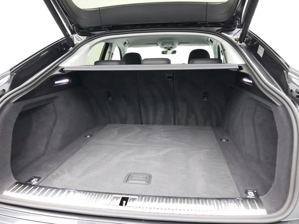 AUDI e-tron Sportback (2023) — foto 10 van 26