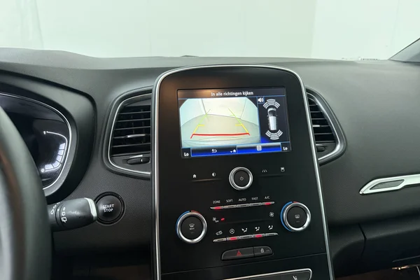Renault Grand Scenic (2021) — foto 5 van 28