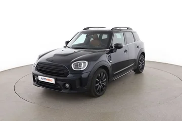 MINI Countryman cbf3fb82-57ed-4167-9b81-ae59001575ee