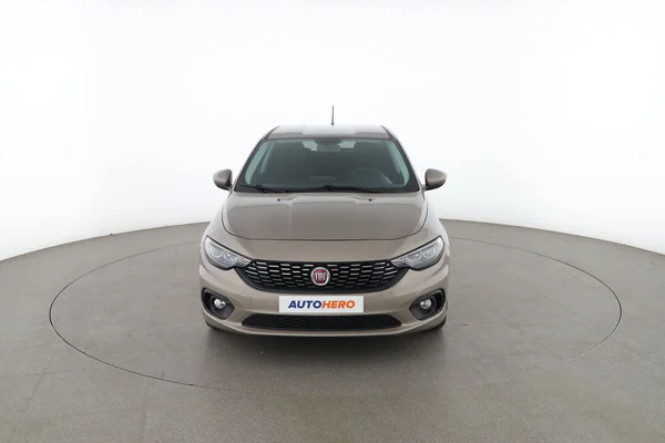 Fiat Tipo (2019) — foto 15 van 16