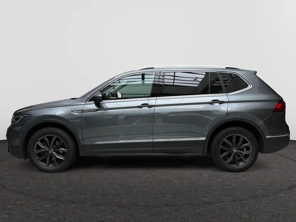 VOLKSWAGEN Tiguan Allspace (2023) — foto 12 van 19