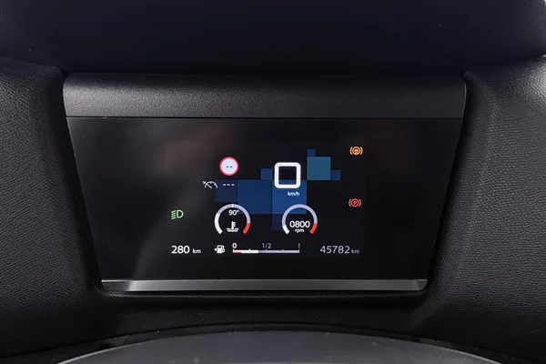 Citroen C4 (2023) — foto 5 van 32