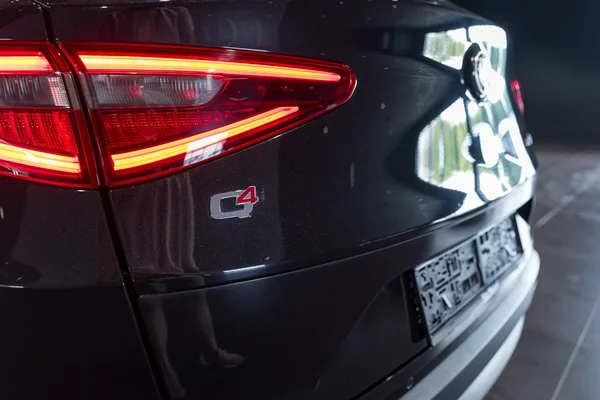 Alfa Romeo Stelvio (2019) — foto 3 van 38