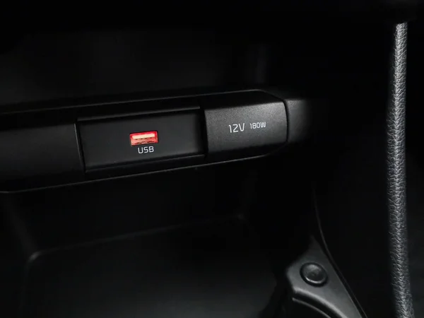 Kia Picanto (2021) — foto 15 van 36