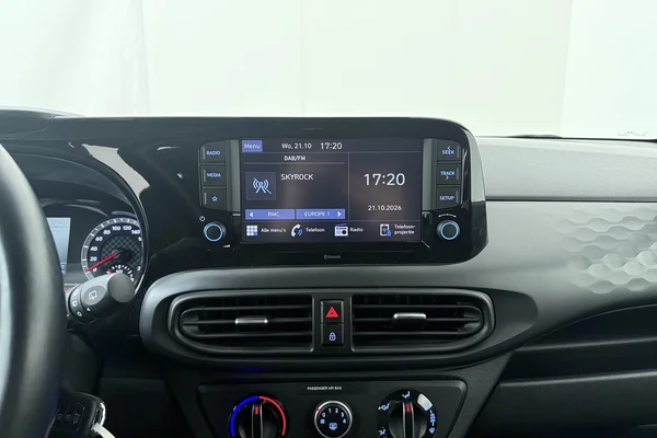 Hyundai i10 (2022) — foto 3 van 20