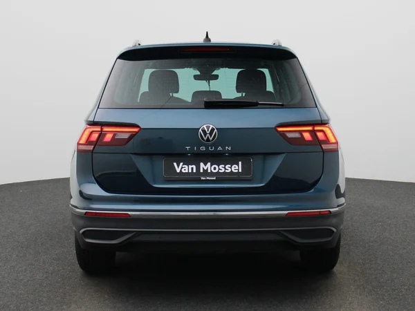 Volkswagen Tiguan (2022) — foto 36 van 39