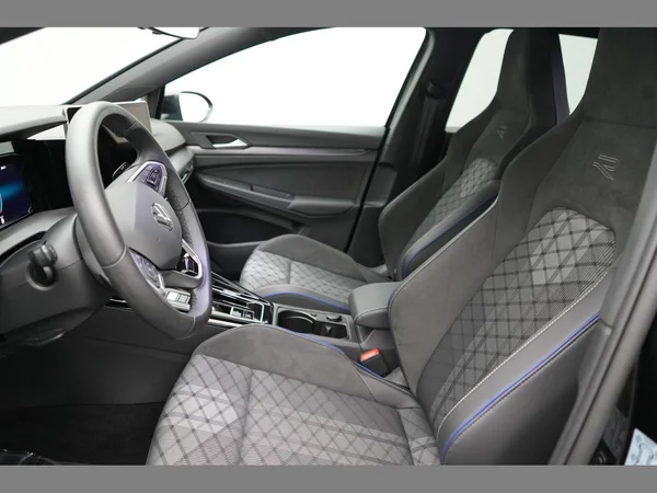 VOLKSWAGEN Golf VIII (2025) — foto 3 van 29