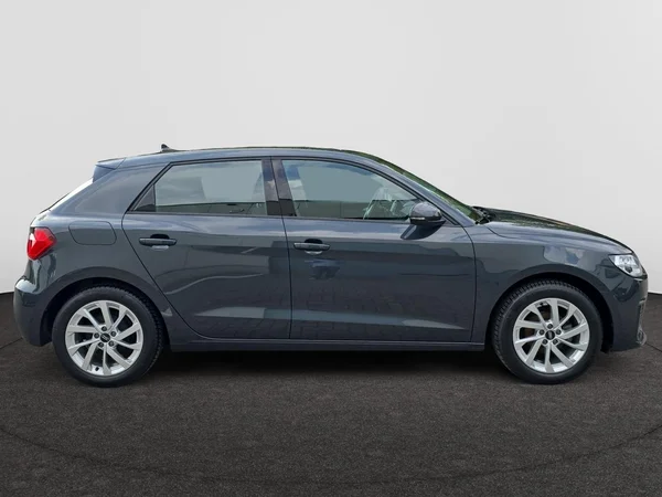 AUDI A1 Sportback (2022) — foto 8 van 18