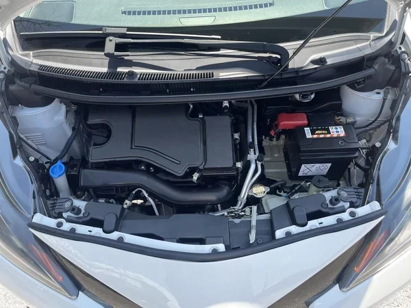Toyota Aygo (2015) — foto 9 van 19