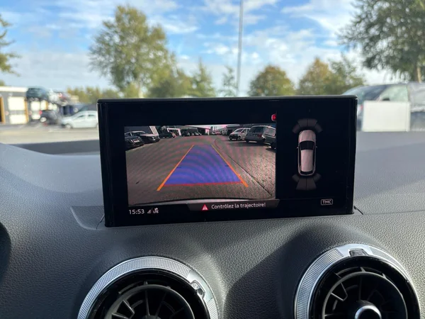 AUDI Q2 (2022) — foto 5 van 22