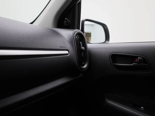 Kia Picanto (2021) — foto 16 van 36