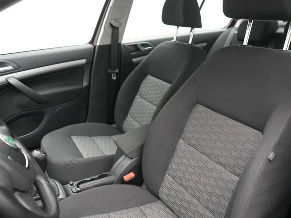 SKODA Octavia (2012) — foto 18 van 19
