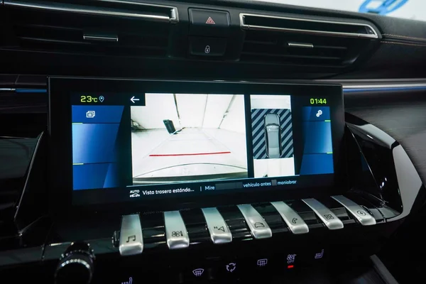 Peugeot 508 PHEV (2022) — foto 24 van 64