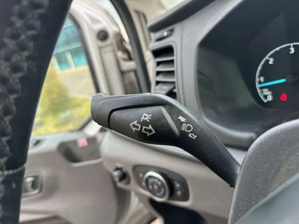Ford Transit (2020) — foto 5 van 15
