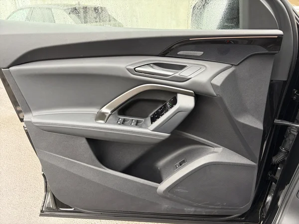 AUDI Q5 Sportback (2025) — foto 6 van 18