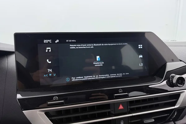 Citroen C4 (2023) — foto 9 van 32