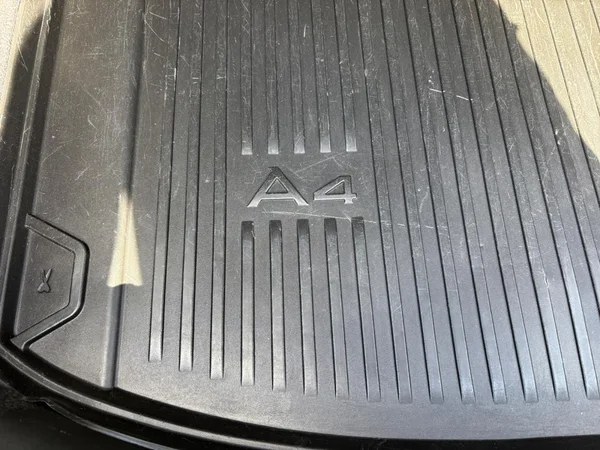 AUDI A4 (2024) — foto 14 van 23