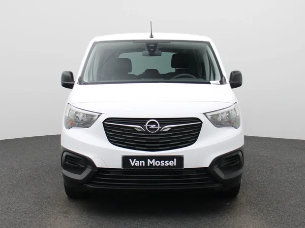 Opel Combo Life (2022) — foto 31 van 36