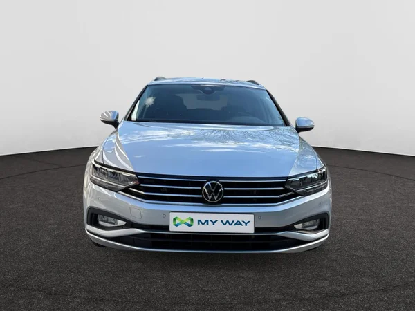VOLKSWAGEN Passat Variant Dsl (2022) — foto 23 van 24