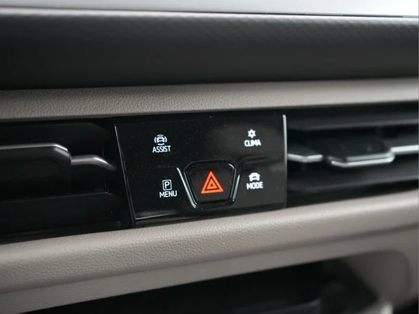 VOLKSWAGEN Multivan T7 Long eHybrid (PHEV) (2026) — foto 47 van 55