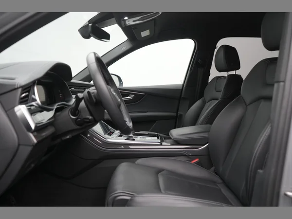 AUDI Q7 PHEV (2023) — foto 2 van 39